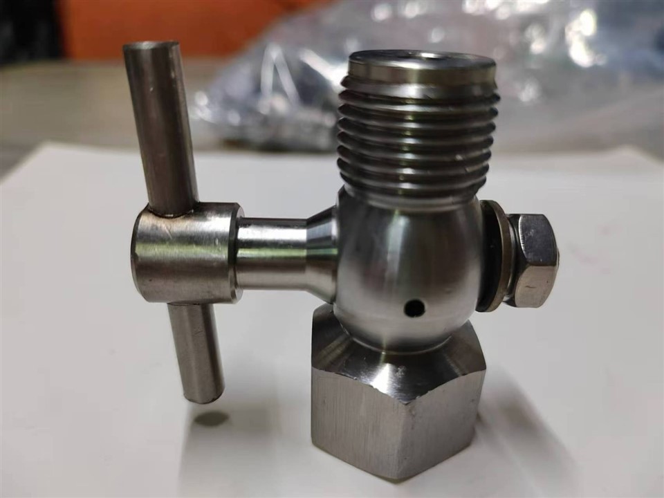 Stainless Steel Female Pressure Gauge Cock manufacturers